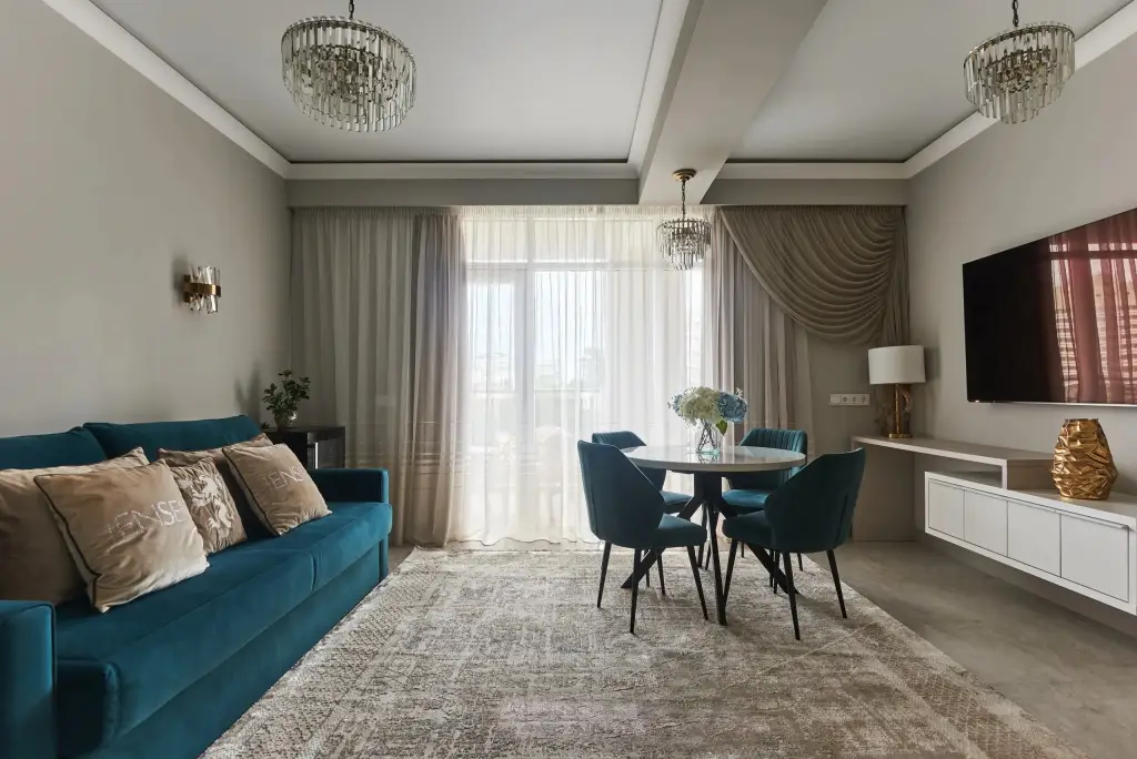 Сочи: Апартаменты Red Apartments Светлана Парк Эмилия