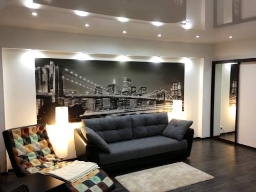 Пермь: Apartaments Uyut na Kame on  Komsomolskom avenue, 36