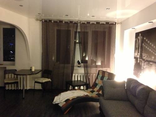 Пермь: Apartaments Uyut na Kame on  Komsomolskom avenue, 36