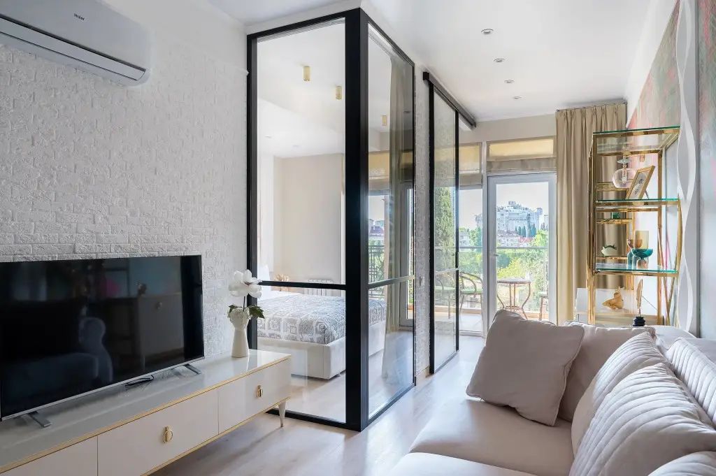 Сочи: Апартаменты Red Apartments Светлана Парк Ариэль