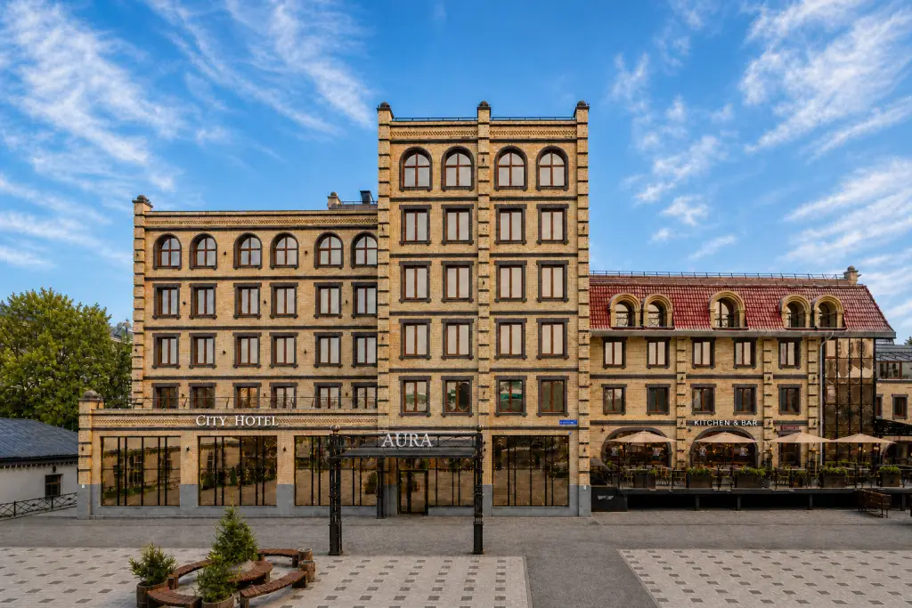 Отель Aura CityHotel — фото 1