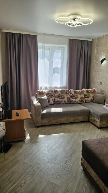 Ноябрьск: Квартира на Советской 83а кв 77