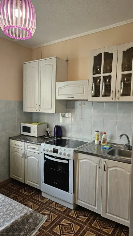 Ноябрьск: Квартира на Советской 67 кв 35