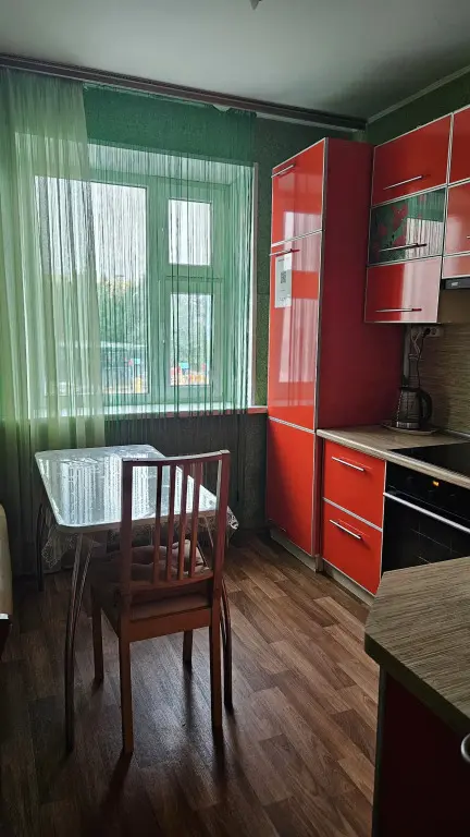 Ноябрьск: Квартира на Ленина 62 кв 77