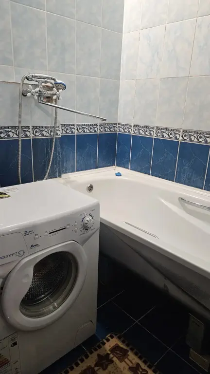 Ноябрьск: Квартира на Ленина 62 кв 77