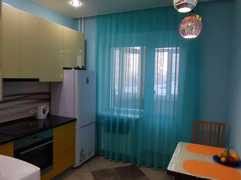 Ноябрьск: Квартира на Высоцкого 40 кв 74