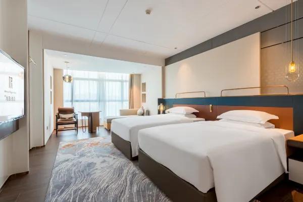 Гуанчжоу: Guangzhou Baiyun AirportMehood Elegant Hotel