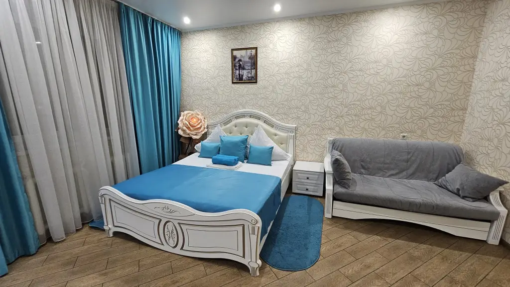 carousel image 4