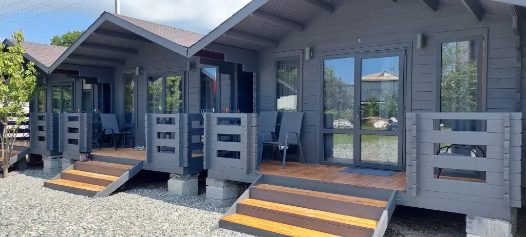 Лдзаа: Частный дом Eco House Eliza