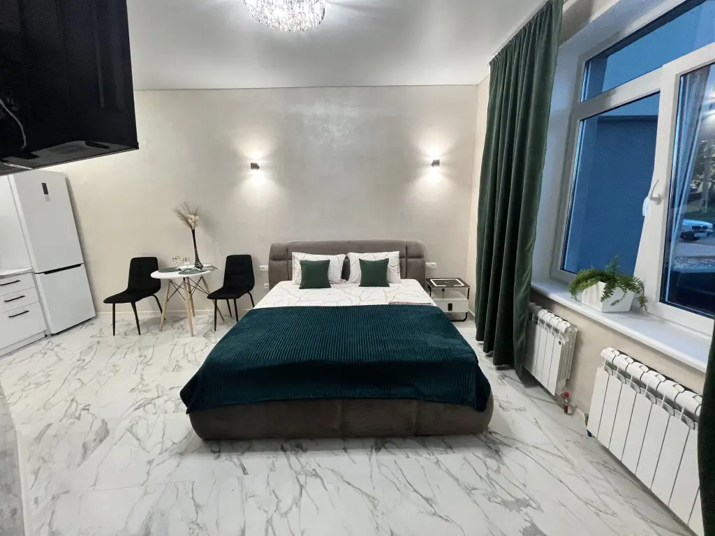 Орел: Апартаменты 2 Rooms Орел