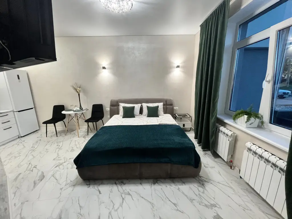 Орел: Апартаменты 2 Rooms Орел