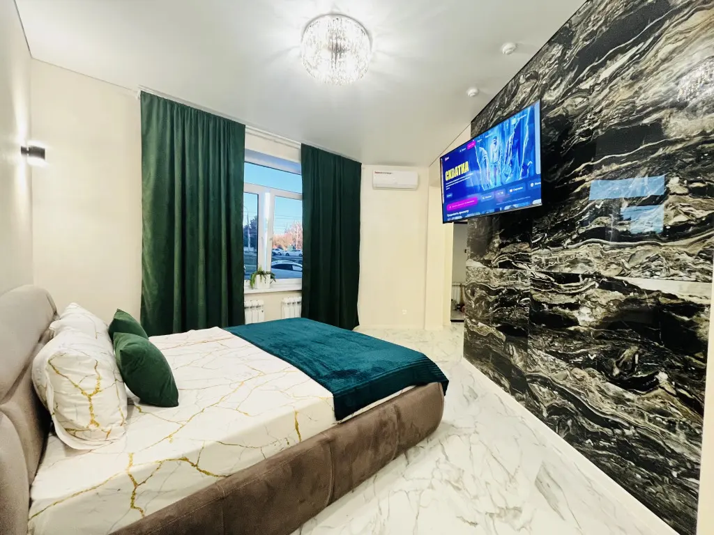 Орел: Апартаменты 2 Rooms Орел
