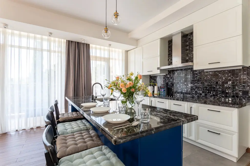 Сочи: Апартаменты Red Apartments Светлана Парк Гретта