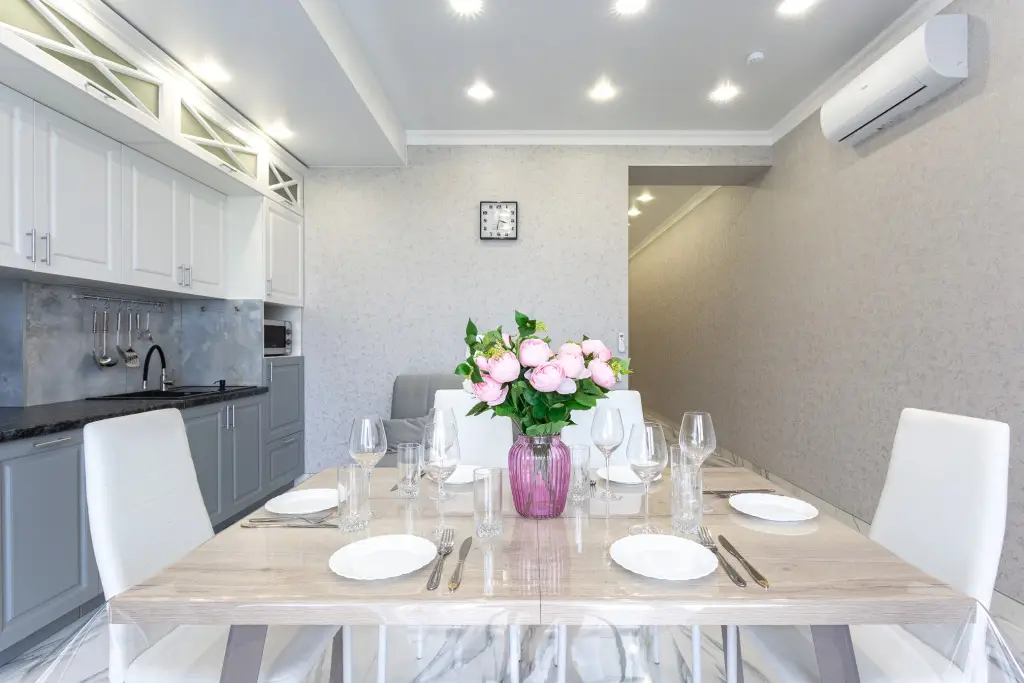 Сочи: Апартаменты Red Apartments Светлана Парк Ассоль