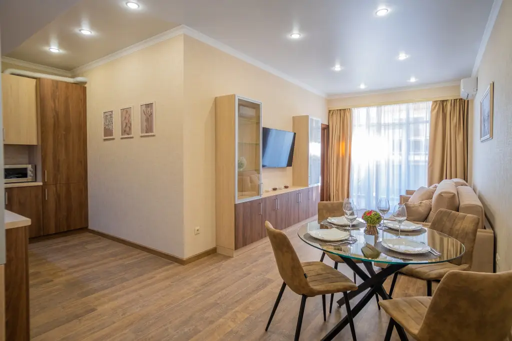 Сочи: Апартаменты Red Apartments Светлана Парк Селена