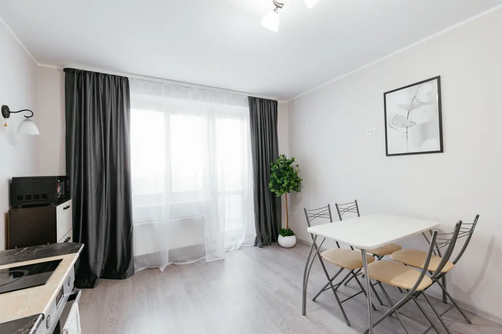 Тюмень: Апартаменты ROOM TOUR Семейные 2К в ЖК Ново-Патрушево