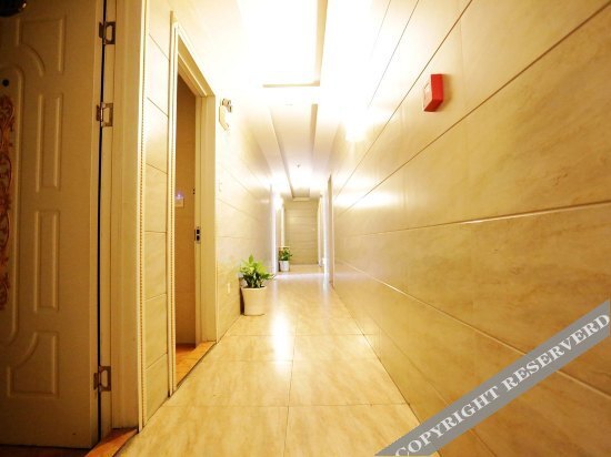 Нанкин: Kending ·Guanmei Hotel (Nanjing Xinjekou Financial Center Central Mall)