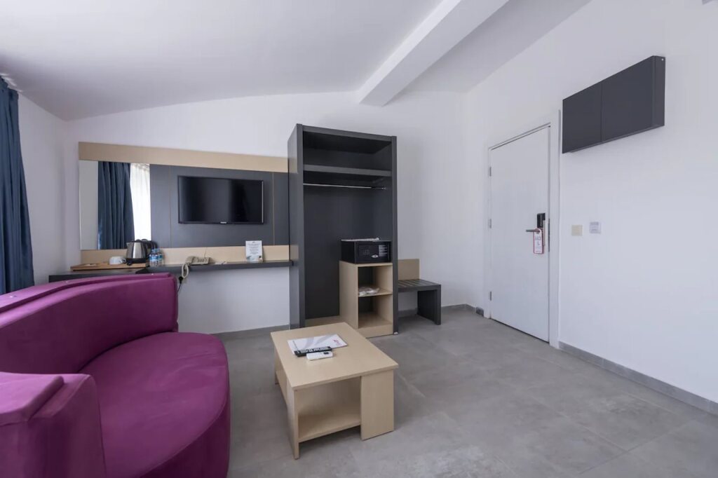 Аксу: Jura Hotels Lara Resort