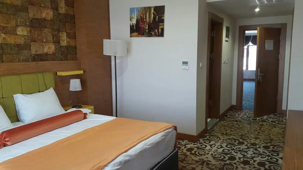 Эрчиш: Imer Suit Otel Spa