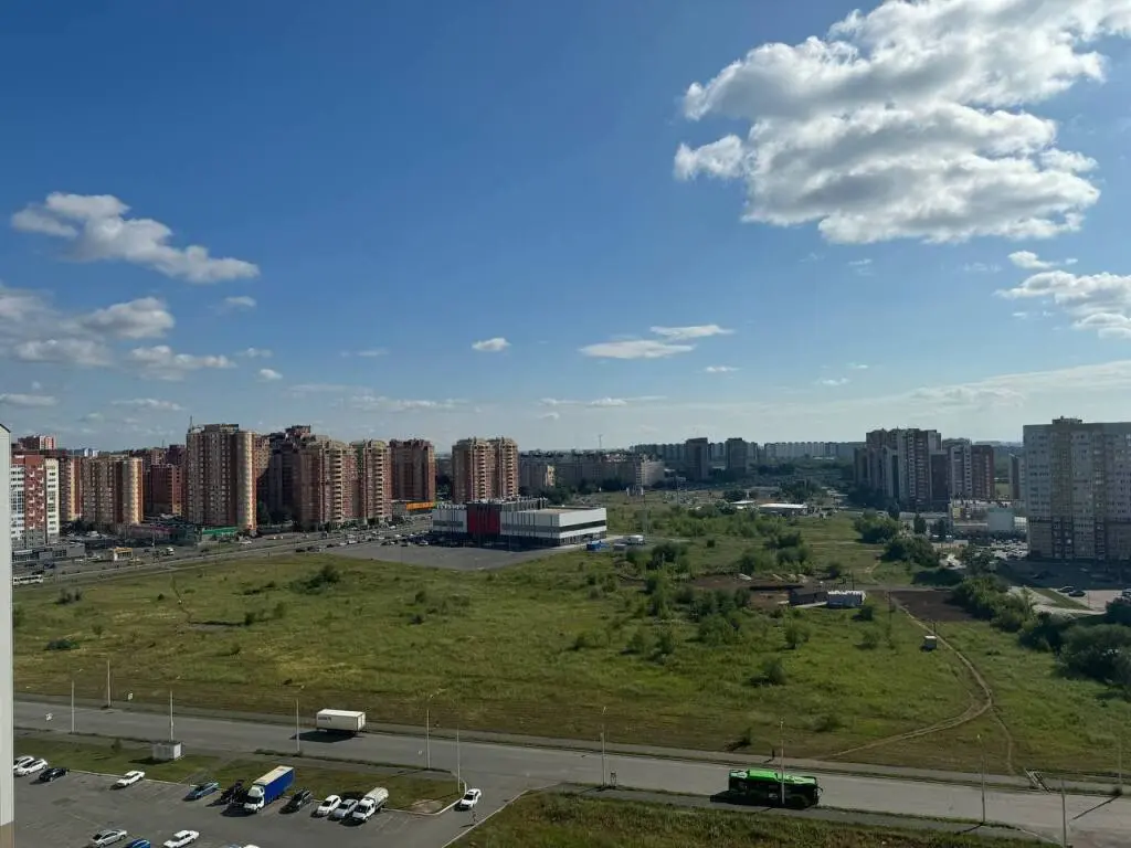 Оренбург: Апартаменты LikeHome на Автомобилистов 13 у Города Еды