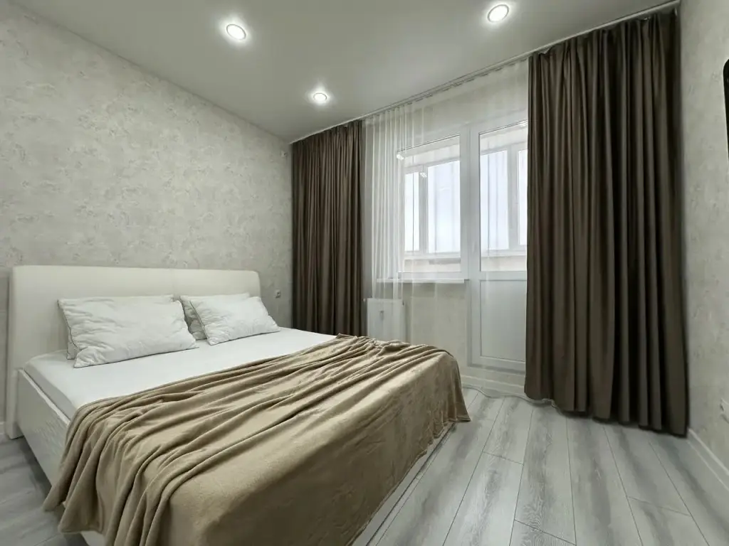 Оренбург: Апартаменты Like Home на Рокоссовского 27