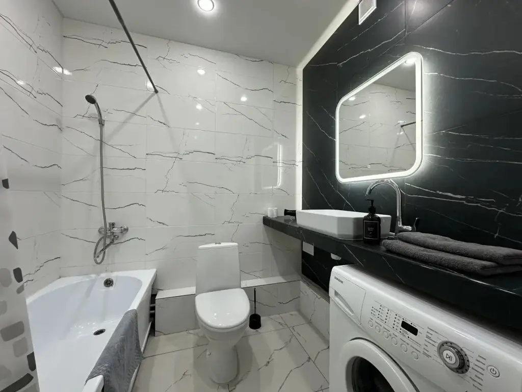 Оренбург: Апартаменты Like Home на Рокоссовского 27