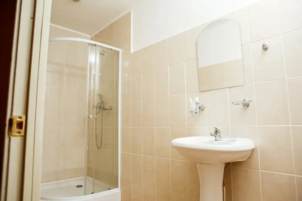 Пермь: Меблированные комнаты Inn Fontannaya