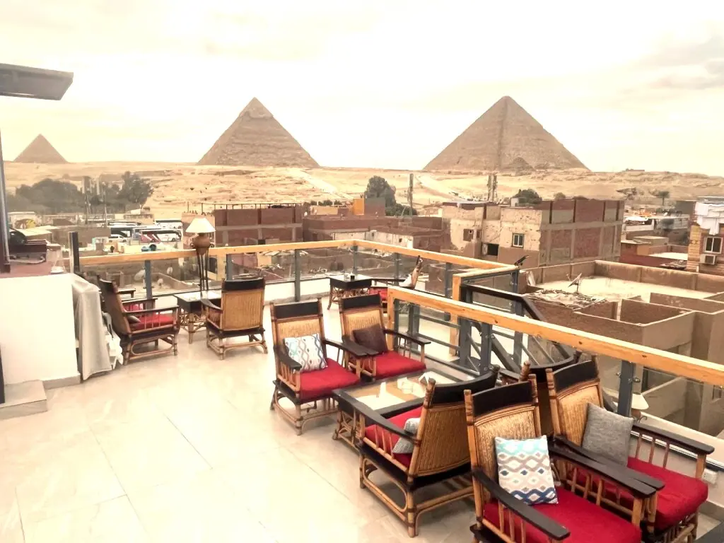 Гиза: Отельl Nun Pyramids Inn