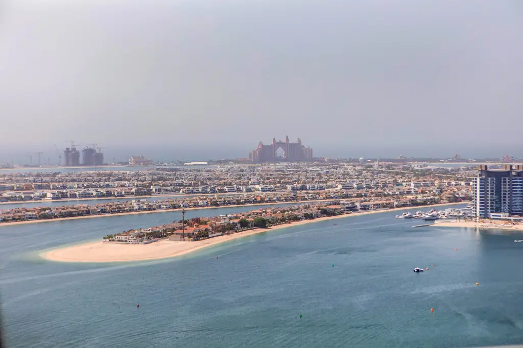 Дубай: Апартаменты Amazing 1BR in Marina Vista Emaar Beachfront