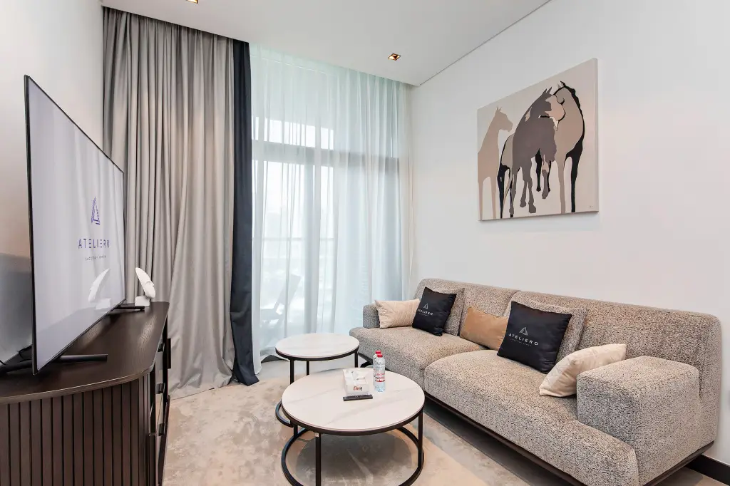 Дубай: Апартаменты Premium 1BR with Canal & Burj Khalifa view