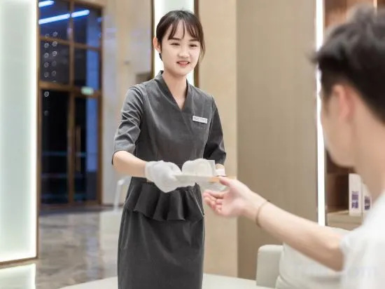Чжуншань: Laifeng Hotel (Zhongshan Xiaolan Light Rail Station Branch)