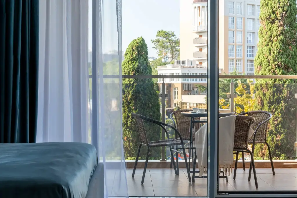 Сочи: Апартаменты Red Apartments Светлана Парк Кортни