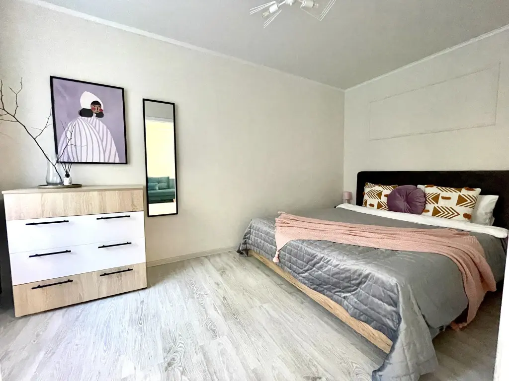 Калининград: Квартира ApartMari Светлые двухкомнатные апартаменты в самом центре