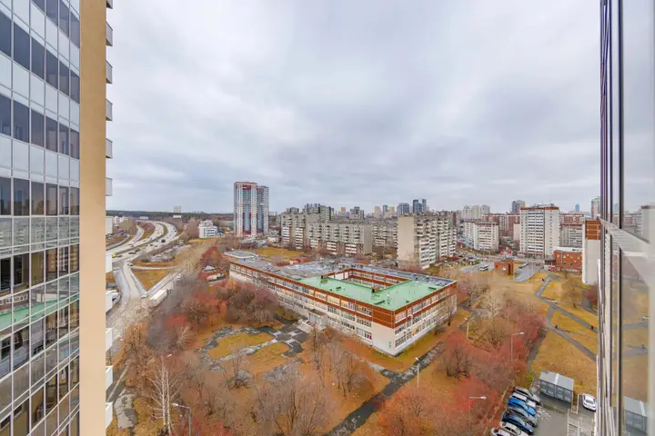 Екатеринбург: Апартаменты у метро Ботаническая