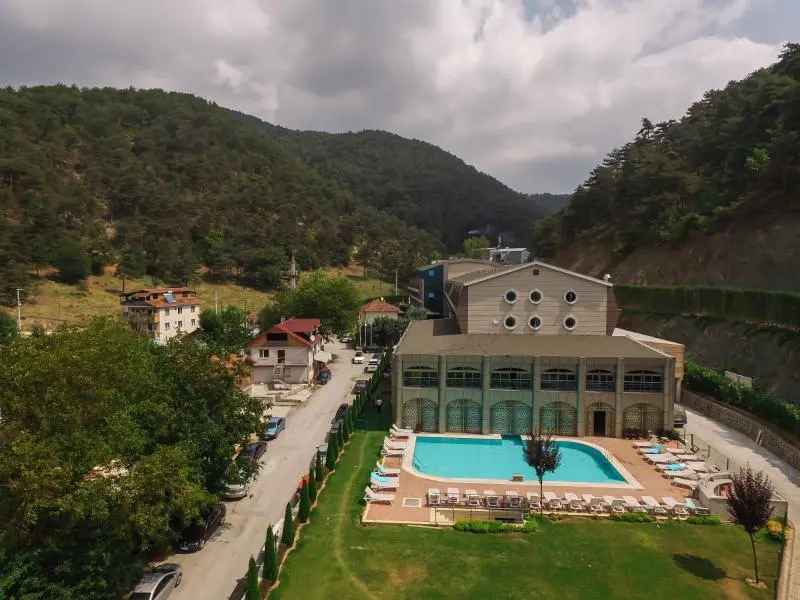 Илика: Отель Sarot Thermal Park (Halal Hotel)