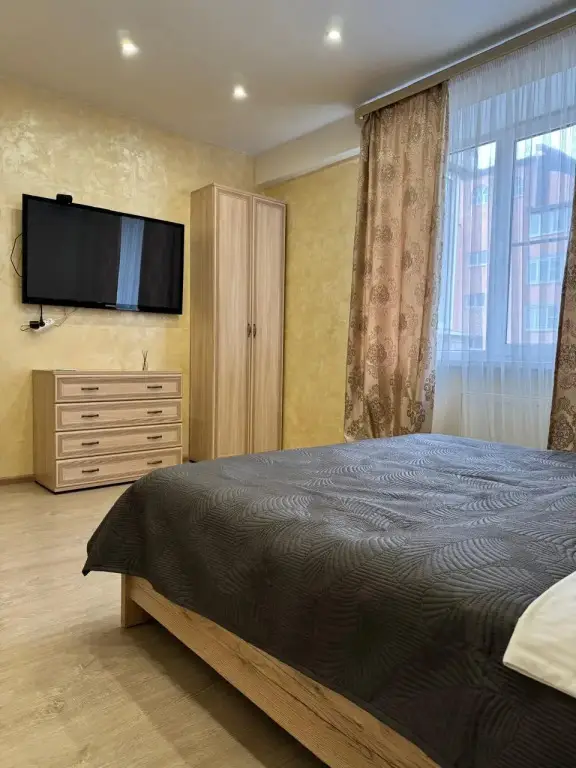Минеральные Воды: Квартира в Современном Доме