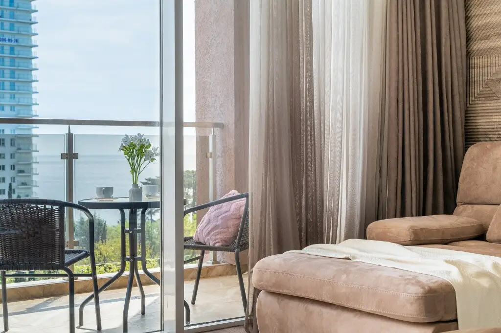 Сочи: Апартаменты Red Apartments Светлана Парк Стелла