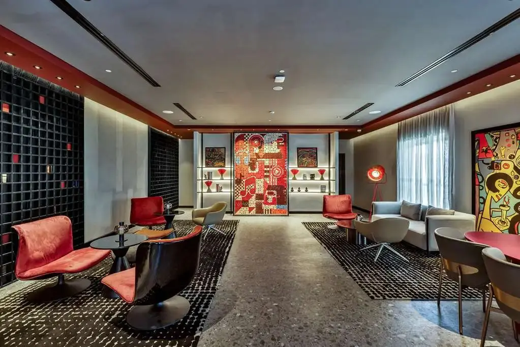 Дананг: Отель Radisson Red Danang