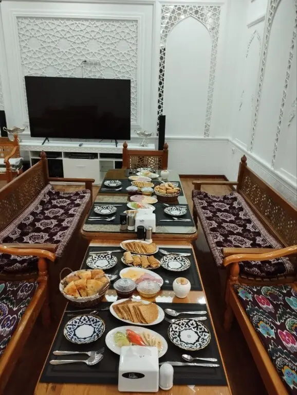 Бухара: Гостевой дом Poyi Kalon Terrace