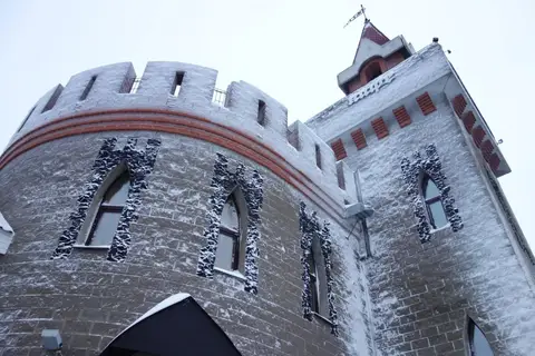 Замок в Долине — фото 1