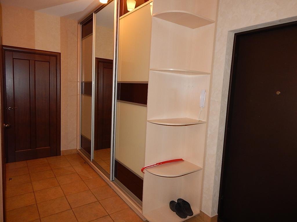 Новосибирск: AAA Elita on Yadryncevskaya 18