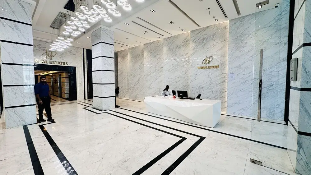 Дубай: Luxurious Studio Apartment Burj View with Balcony Free Parking by Belvilla