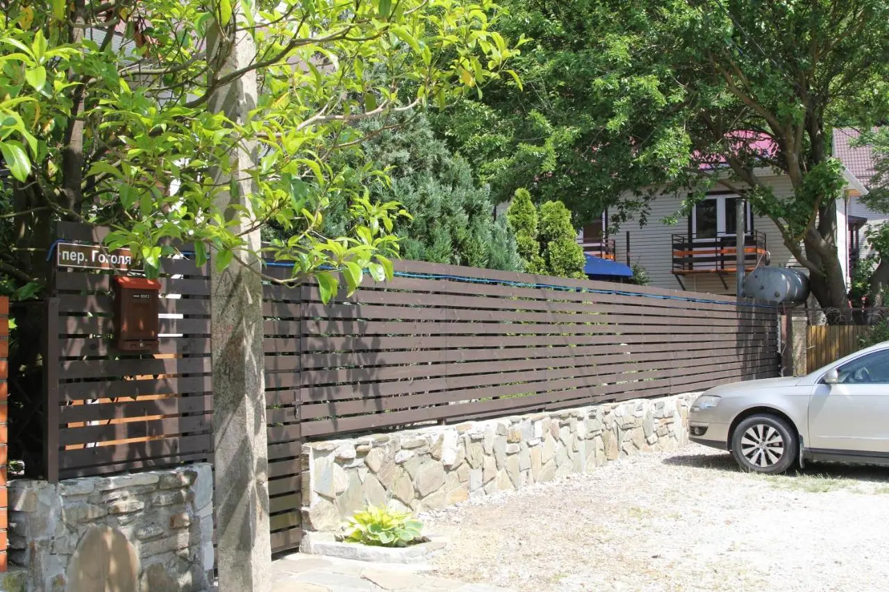 Архипо-Осиповка: Мебелированные комнаты Aksis House