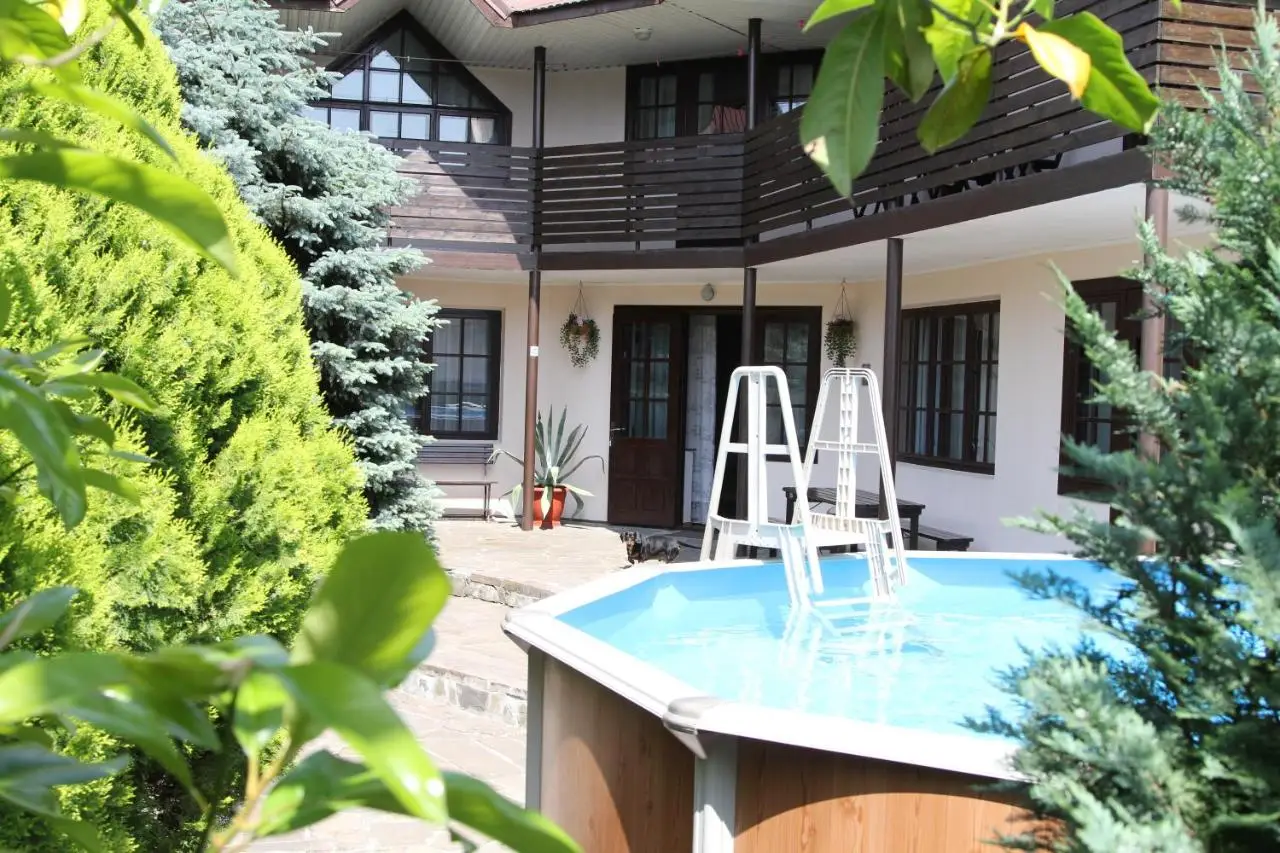 Архипо-Осиповка: Мебелированные комнаты Aksis House