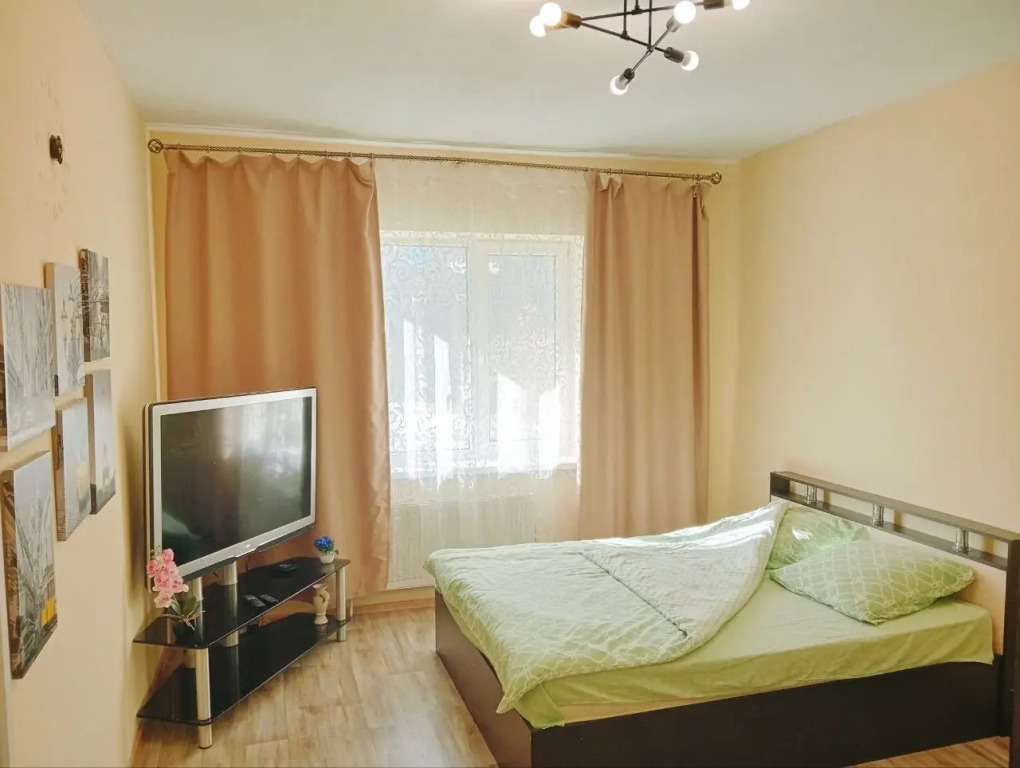 Квартира на Очеретина 12 — фото 1