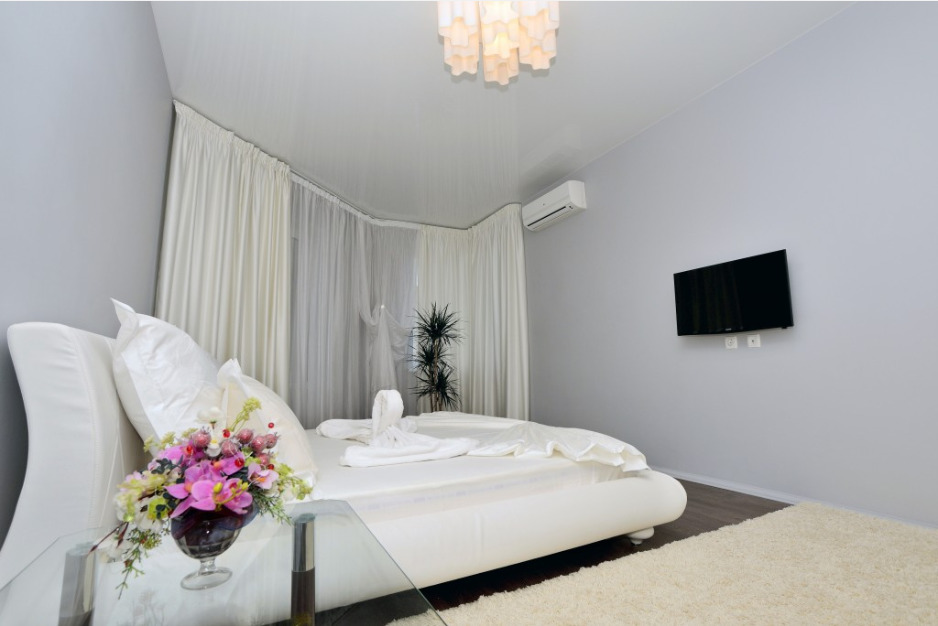 Квартира 1-комнатная, 45 м², 7/10 этаж — фото 1