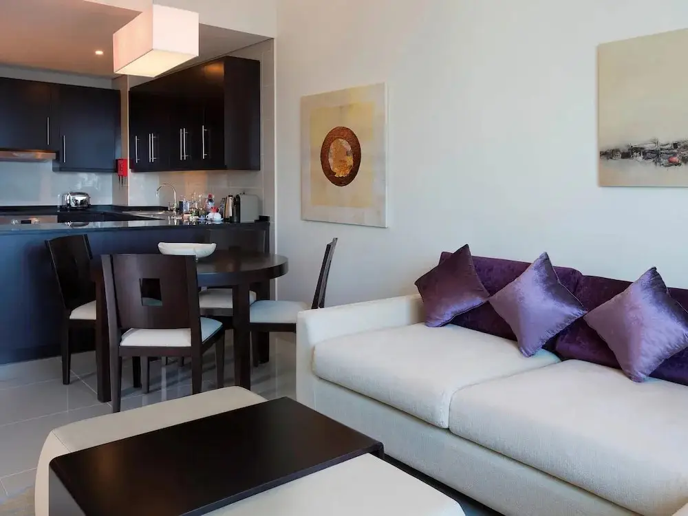 Дубай: Pullman Dubai Jumeirah Lakes Towers - Hotel & Residence