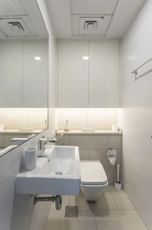 Дубай: Exceptional Apartment With Marina And Gulf Sea View