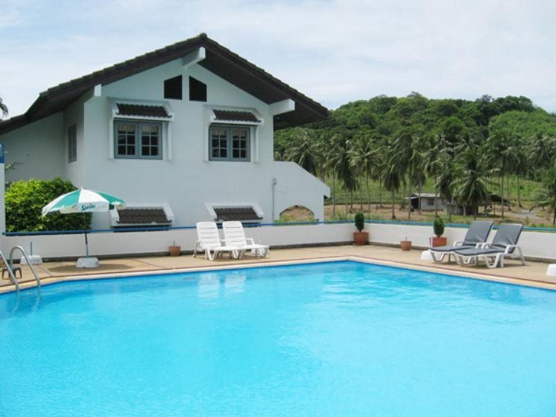Муанг: Nai Harn Villa