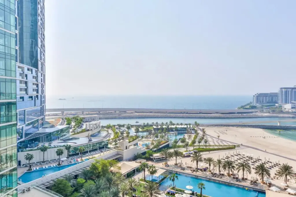 Дубай: Апартаменты Al Bateen JBR apartment by Happy Season